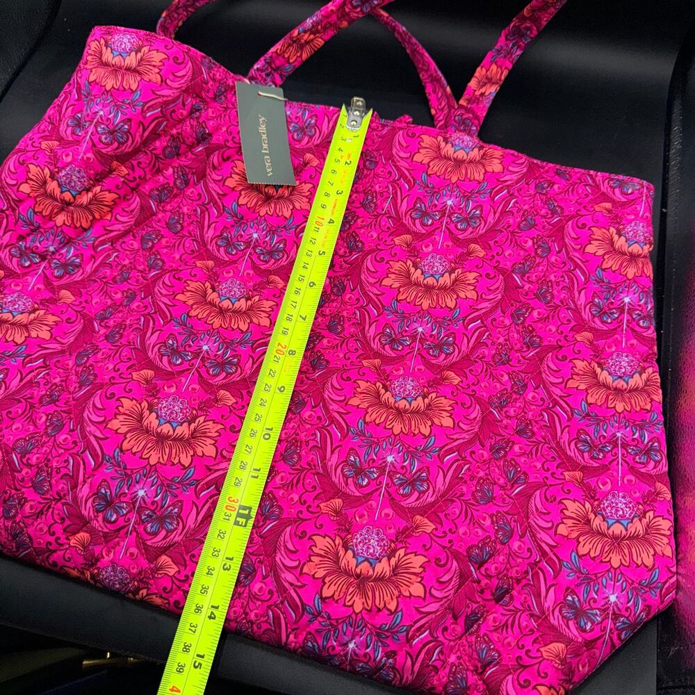 Vera Bradley Wicked Original Tote – “She’s So Good” Print – New With Tags - Picture 9 of 11